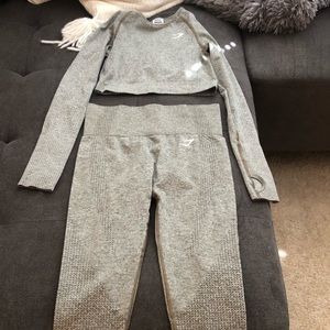 Gym shark top and leggings set